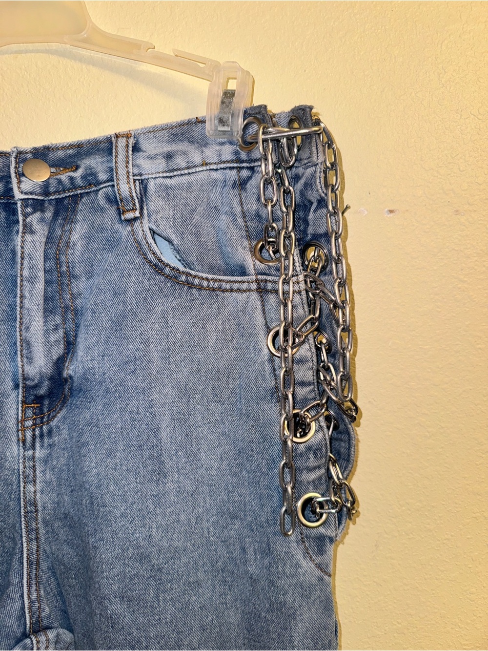 Fashion Nova Light Wash Jeans with Side Chain Detail Size 7 - Y2K